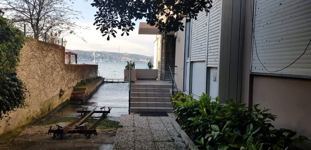 Bir yalı için 140 milyon lira istenen İstanbul Boğazı'nda son 9 ayda 7 yalı satıldı!