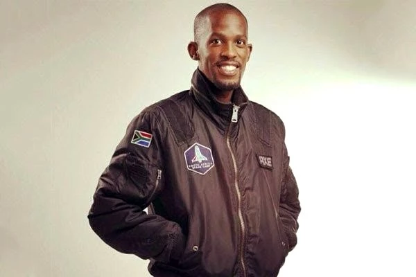 Uzaya Çıkacak İlk Afrikalı Astronot, <a class='keyword-sd' href='/motosiklet/' title='Motosiklet'>Motosiklet</a> Kazasında Hayatını Kaybetti