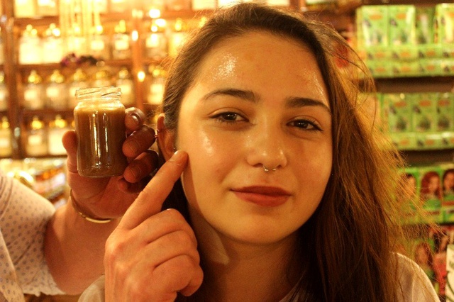 3 günde mucize etki yaratan sığla yağının kilosu bin 200 liradan satılıyor