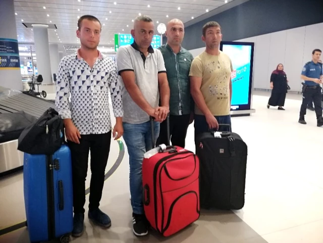 Libya'da serbest bırakılan 6 Türk İstanbul'a geldi
