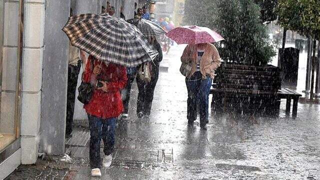 Meteoroloji'den kritik uyarı! İstanbul'da yarın sağanak yağış etkili olacak Meteoroloji'den kritik uyarı! İstanbul'da yarın sağanak yağış etkili olacak