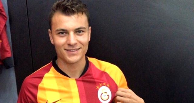 Galatasaray forması giyen Yusuf Erdoğan'a Terim vetosu