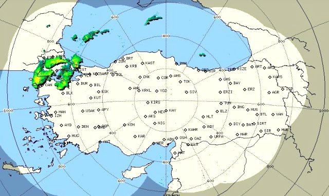 Meteoroloji uyarmıştı! İstanbul'da beklenen sağanak yağış başladı