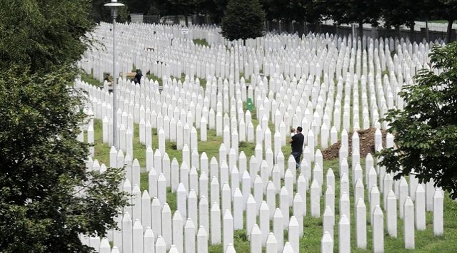2. Dünya Savaşı'ndan bu yana Avrupa'daki en büyük insanlık trajedisinin yaşandığı Srebrenitsa'da ne oldu?
