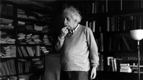 Einstein'ın Büyük Keşifler Yapmasını Sağlayan Son Derece Basit Fikir