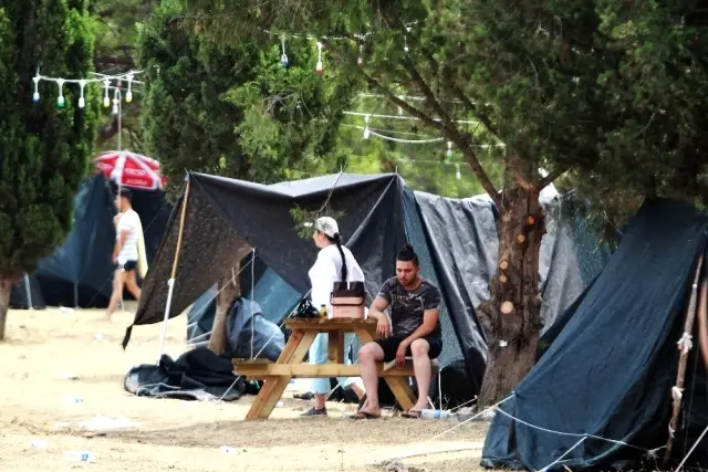 İnternet üzerinden bilet alıp 48 saatte geldiler, pişman oldular