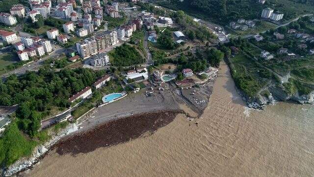 Karadeniz renk değiştirdi 2 rengin birleştiği Karadeniz havadan görüntülendi!