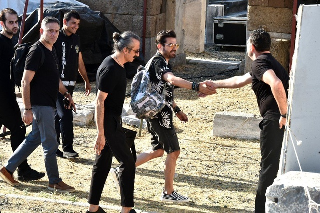 Anne Serpil Doğulu, Beren Saat ve Kenan Doğulu'nun ayrılık iddialarına son noktayı koydu