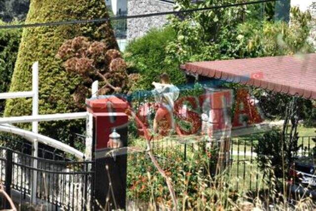 Boşandıktan sonra tatile çıkan Özcan Deniz ve Feyza Aktan arasında tartışma çıktı Boşandıktan sonra tatile çıkan Özcan Deniz ve Feyza Aktan arasında tartışma çıktı