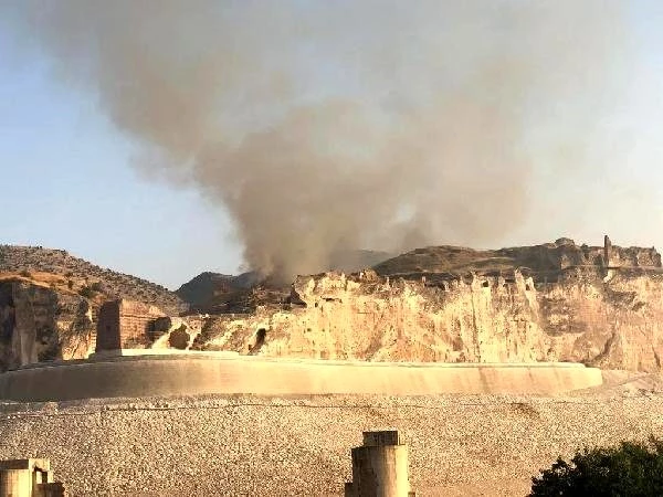 Yangın sonrası Hasankeyf Belediye Başkanı Abdulvahap Kusen'den açıklama: Tarihi eserlerde hasar söz konusu değil