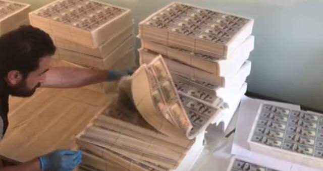 271 milyon sahte Amerikan dolarıyla ilgili FETÖ detayı 271 milyon sahte Amerikan dolarıyla ilgili FETÖ detayı