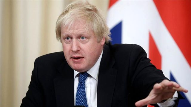 Osmanlı torunu Boris Johnson, İngiltere'de Maliye Bakanlığını bir Müslümana teslim etti