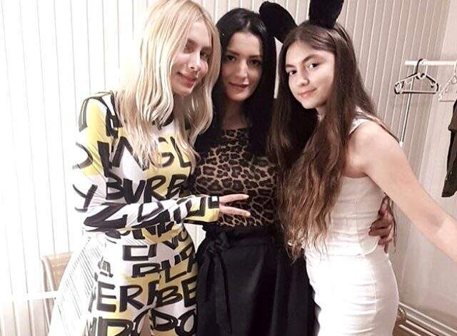 Kızı Aleyna Tilki ile düet yapan Havva Öztel sesiyle tam not aldı Kızı <a class='keyword-sd' href='/aleyna-tilki/' title='Aleyna Tilki'>Aleyna Tilki</a> ile düet yapan Havva Öztel sesiyle tam not aldı