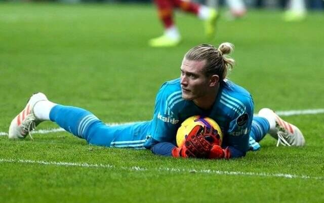 Loris Karius'tan <a class='keyword-sd' href='/senol-gunes/' title='Şenol Güneş'>Şenol Güneş</a>'e eleştiri: 10 ayda yalnızca 1 kez konuştuk