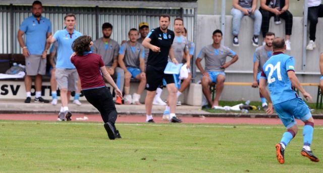 Sahaya girip Parmalı oyuncuyu kovalayan Trabzonsporlu taraftar: İndirecektim ama olmadı