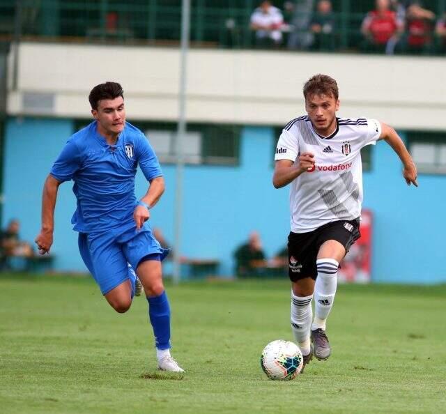 Beşiktaş, Apollon Larissa ile berabere kaldı! İşte karşılaşmadan kareler