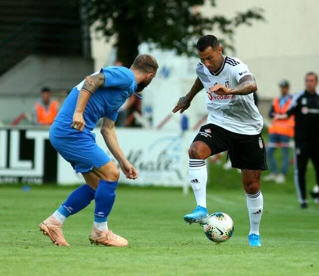 Beşiktaş, Apollon Larissa ile berabere kaldı! İşte karşılaşmadan kareler