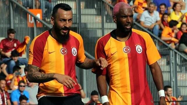  <a class='keyword-sd' href='/burak-yilmaz/' title='Burak Yılmaz'>Burak Yılmaz</a>'ı alamayan <a class='keyword-sd' href='/lecce/' title='Lecce'>Lecce</a>, Galatasaraylı isimle anlaştı!