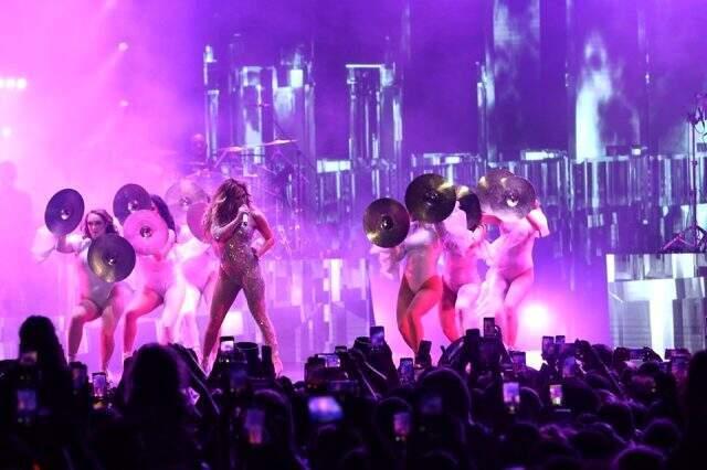 Kim Kardashian, özel davetli olduğu Jennifer Lopez'in konserine katılmadı