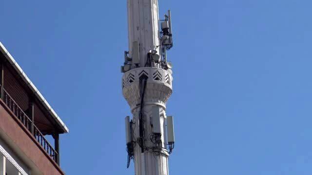 Avcılar'da minareyi baz istasyonuna çevirdiler! Mahalleli ayağa kalktı