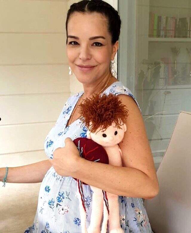 Bengü, kızı Zeynep'le ilk karesini paylaştı