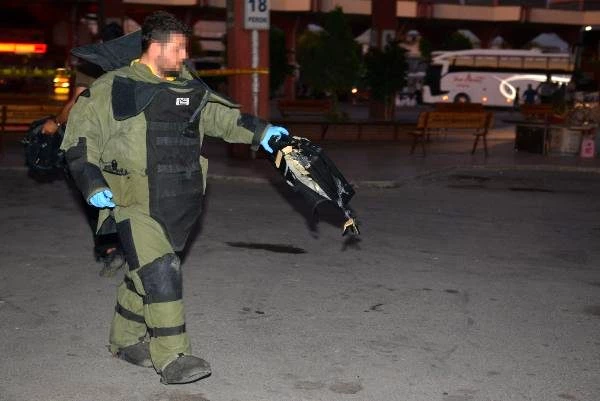 Adana Otogarı'nda unutulan çanta, polisi alarma geçirdi
