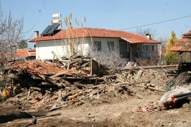 AFAD, Denizli'de 56 tane deprem olduğunu açıkladı