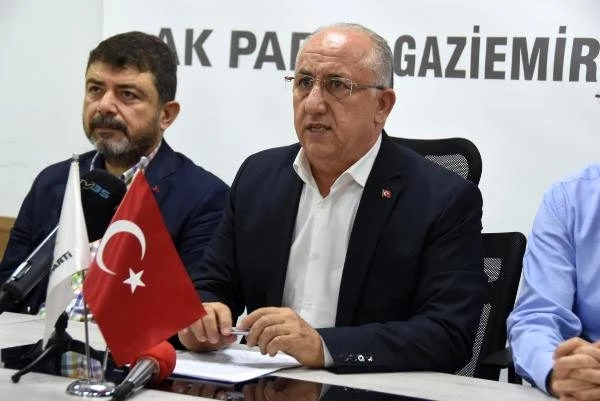 Gaziemir Belediye Başkanı Halil Arda'nın eşine belediyede oda tahsis edildiği öne sürüldü