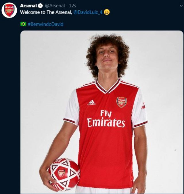 David Luiz, Arsenal'e imza attı