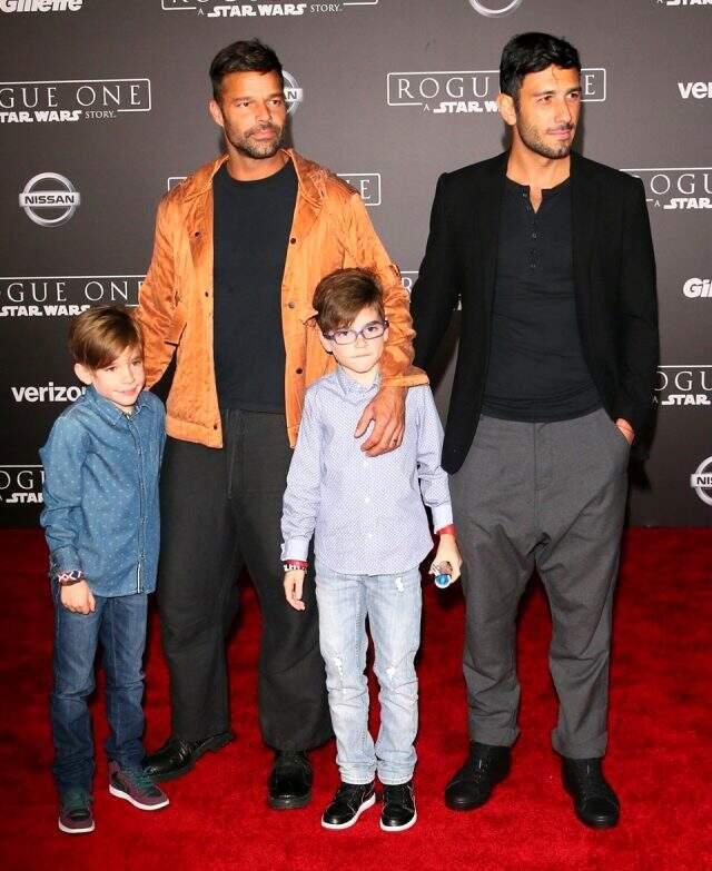 Eşcinsel olduğunu açıklayan Ricky Martin, 9 aylık kızının yüzünü ilk kez gösterdi