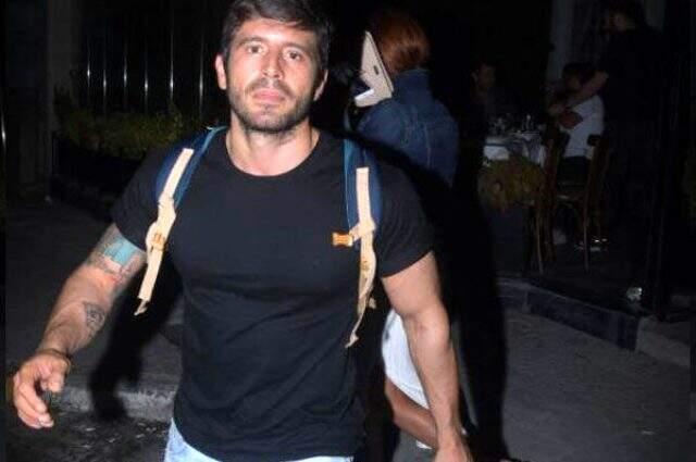 Sevgilisiyle yakalanan Çukur'un yıldız oyuncusu Cihangir Ceyhan, gazetecilerin üzerine yürüdü