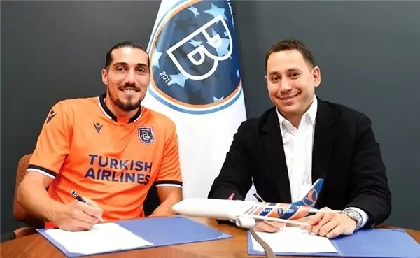 18 takım, 625 futbolcu ve 'şimdilik' 64 yeni transfer... Buyurun 'Usta'nın sezonuna...