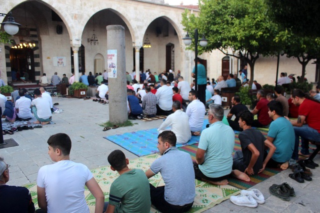 Anadolu'nun ilk camisi, bayram namazı nedeniyle doldu taştı