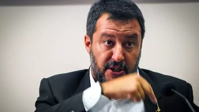 17 gündür denizde bekletilen göçmen yardım gemisi Open Arms: Salvini ile İspanya arasında atışma