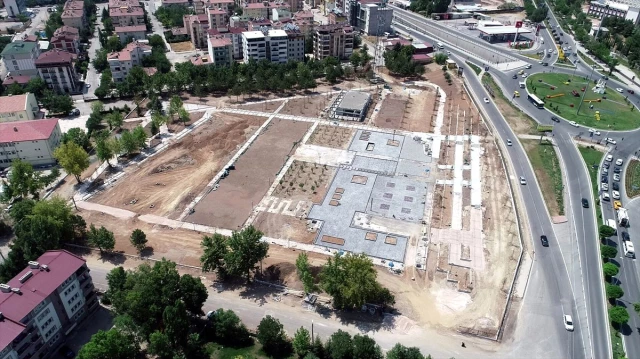 Erdoğan talimat vermişti! Bombalanan emniyet binası millet bahçesine dönüşüyor