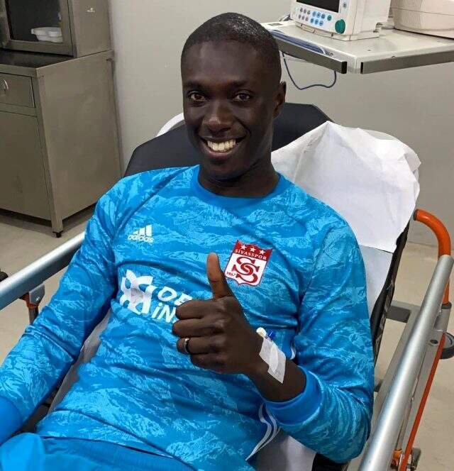 Sivasspor kalecisi Samassa taburcu edildi <a class='keyword-sd' href='/sivasspor/' title='Sivasspor'>Sivasspor</a> kalecisi Samassa taburcu edildi