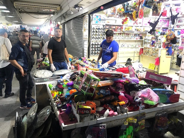 Selin vurduğu Eminönü'nde esnaf, 150 bin lira zarara uğradı!
