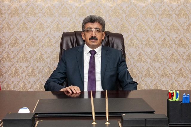 Mardin, Diyarbakır ve Van büyükşehir belediye başkan vekilliklerine il valileri atandı