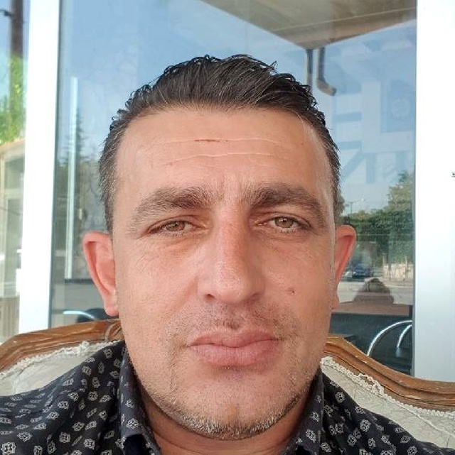 Yol vermediği yayayı kalbinden bıçaklayarak öldürdü