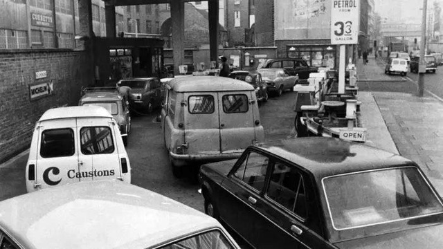İngiltere'nin AB'den anlaşmasız ayrılması durumunda petrol rezervleri yarı yarıya düşecek