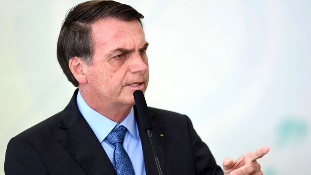 Brezilya Devlet Başkanı Bolsonaro: Yangınları çevreciler çıkarıyor olabilir