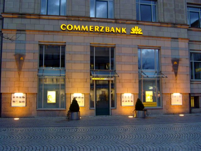 Commerzbank şube kapatmayı değerlendiriyor