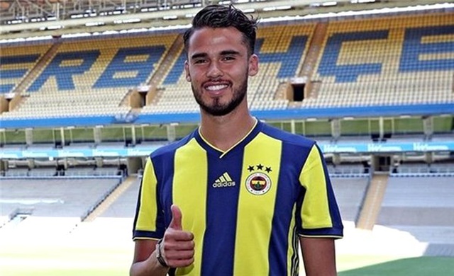 Diego Reyes için resmi açıklama geldi!