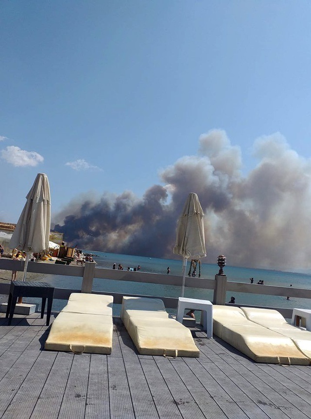 İzmir'in ardından Balıkesir ve Muğla da alev alev yanıyor