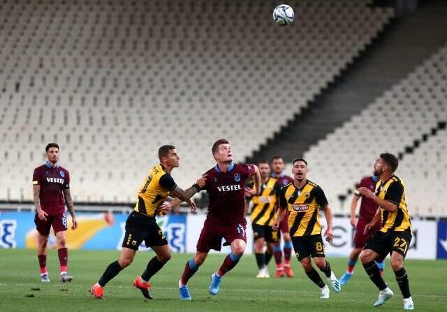 Trabzonspor, AEK'i 3-1 mağlup etti