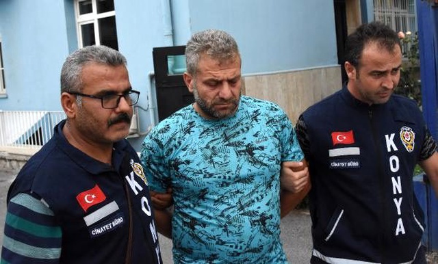 Çocuklarının gözleri önünde eşini bıçaklayan baba: Yardım isteme, anneniz ölüyor