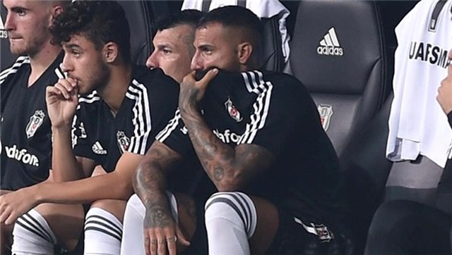 Son dakika: <a class='keyword-sd' href='/besiktas/' title='Beşiktaş'>Beşiktaş</a>'tan flaş Quaresma açıklaması