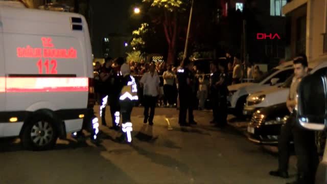 İstanbul'da psikolojik sorunları olan adam, babasını, annesini ve kardeşini vurdu