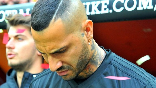 <a class='keyword-sd' href='/besiktas/' title='Beşiktaş'>Beşiktaş</a>'ta Quaresma paniği! <a class='keyword-sd' href='/fenerbahce/' title='Fenerbahçe'>Fenerbahçe</a>, Galatasaray...