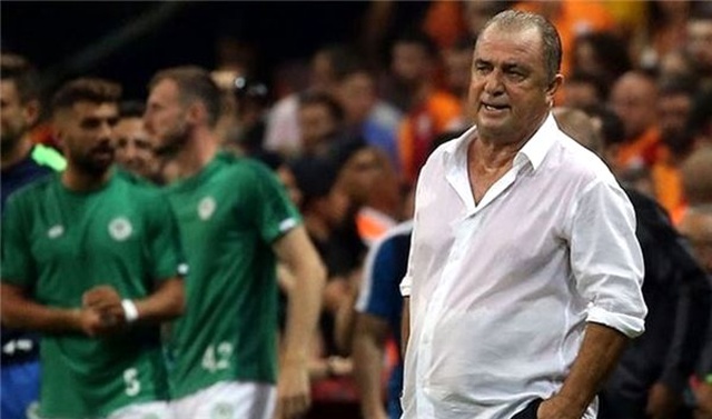 Fatih Terim harekete geçti! Kırmızı kart gören...